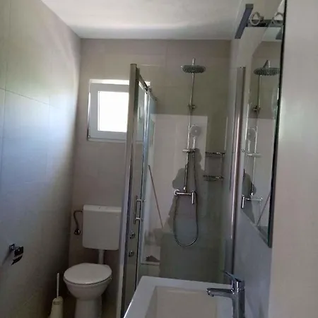4 Appartamento Vinišće