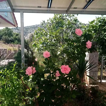4 דירה Vinišće